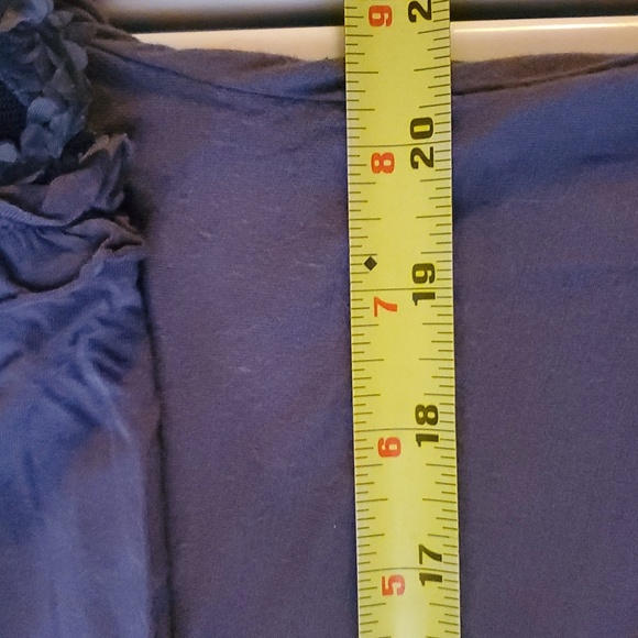 POL Grey BoHo Lace Bellsleeve Top Size Large Soft Stretchy V-Neck Whimsigoth - Picture 10 of 11